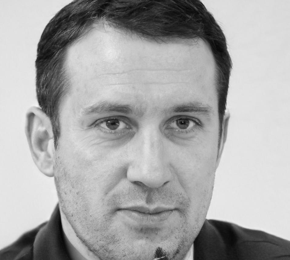 Retrato profesional de Ramiro Vázquez
